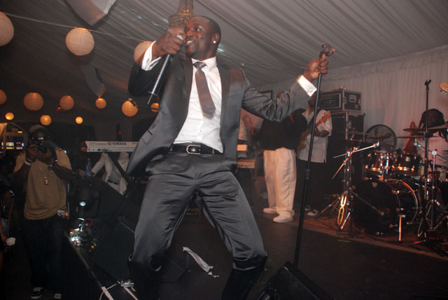 Akon-stage