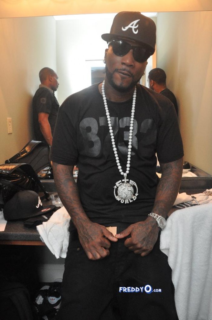 Young Jeezy Says Album Release Is “Dead-Locked”
