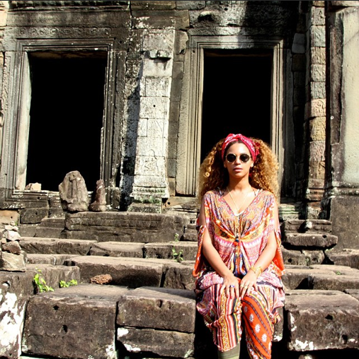 jay-z-says-hip-hop-has-done-more-for-race-relations-than-social-leaders-j-beyonce-thailand-cambodia-photos343