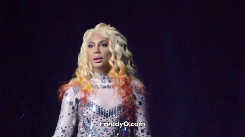 Tamar Braxton Performs “Blind” & “Superwomen”